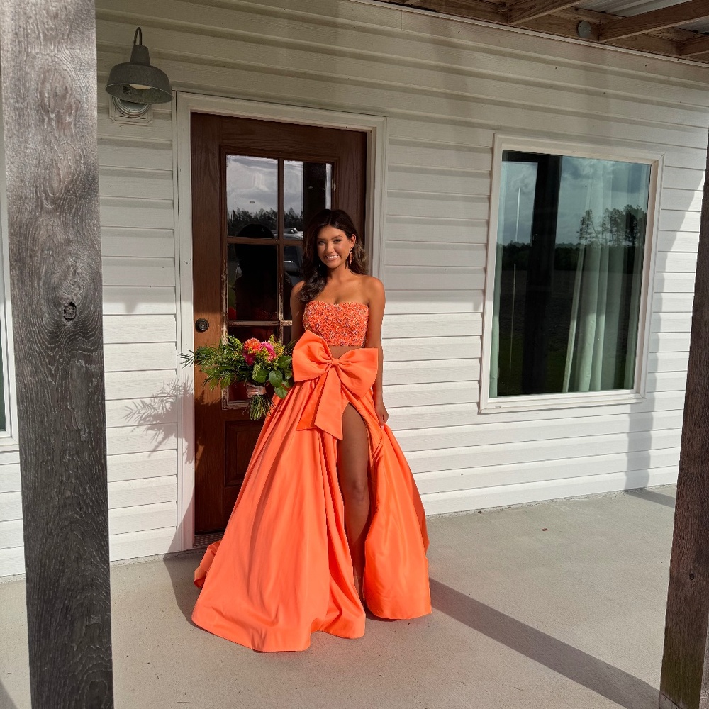 Ashkey Lauren dress